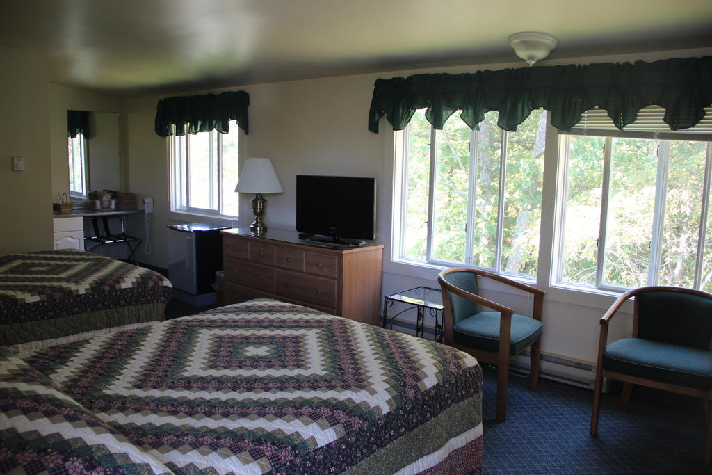 Schooner Bay Motor Inn Rockport Room photo
