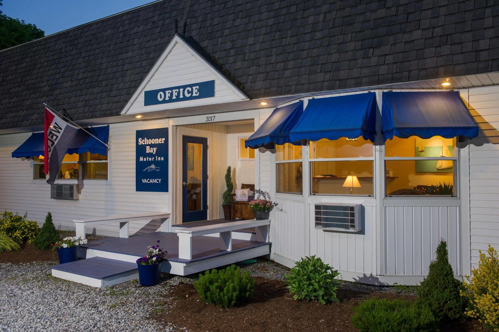 Schooner Bay Motor Inn Rockport Exterior photo
